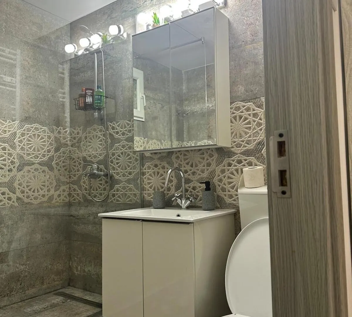 Two-Room Apartment Bukarest